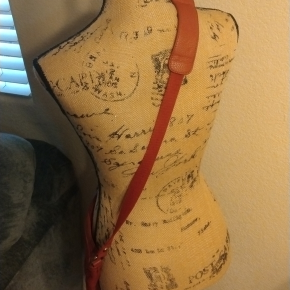 Purse - Picture 3 of 6